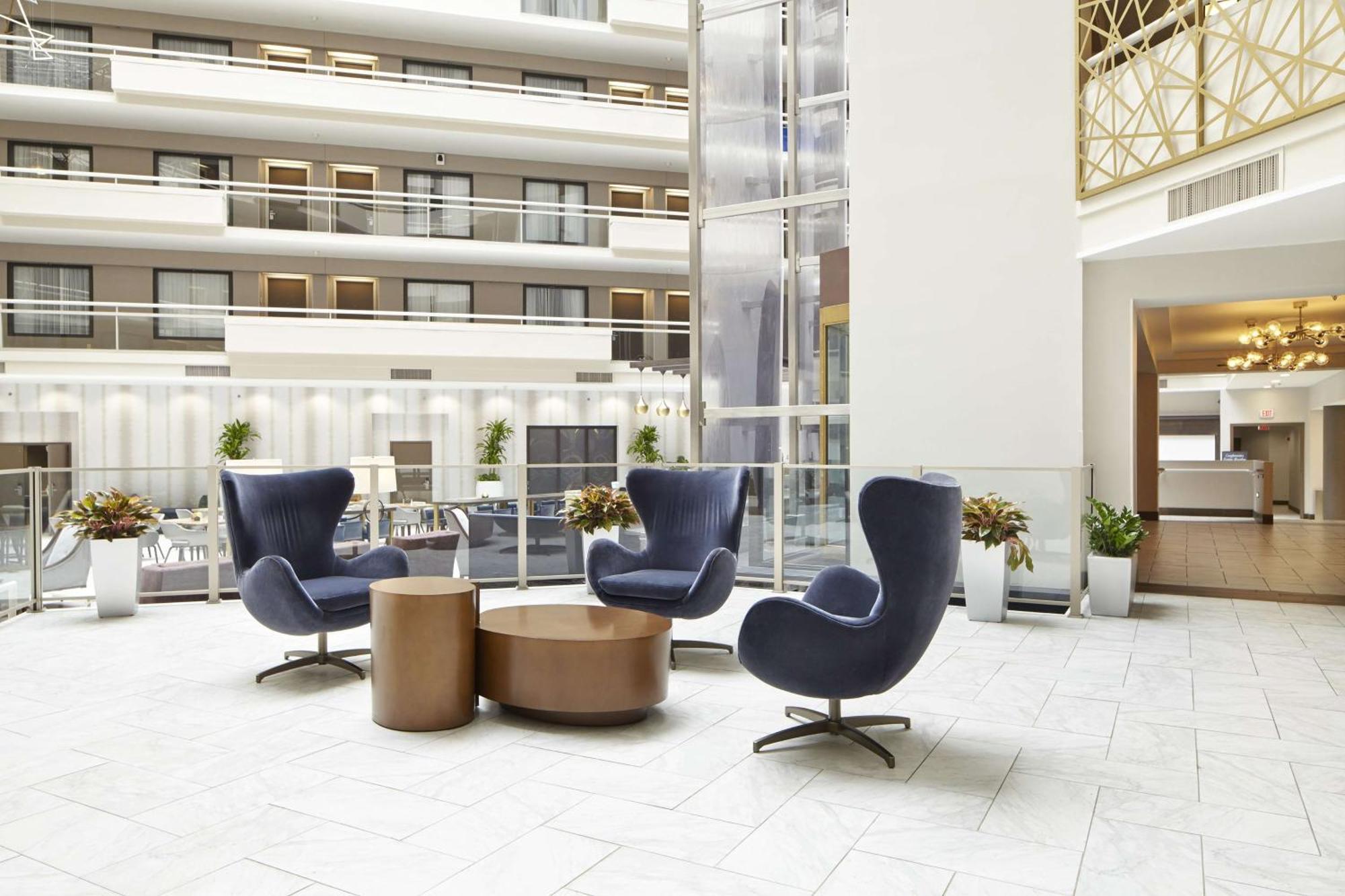 Embassy Suites By Hilton Atlanta Galleria Exterior foto